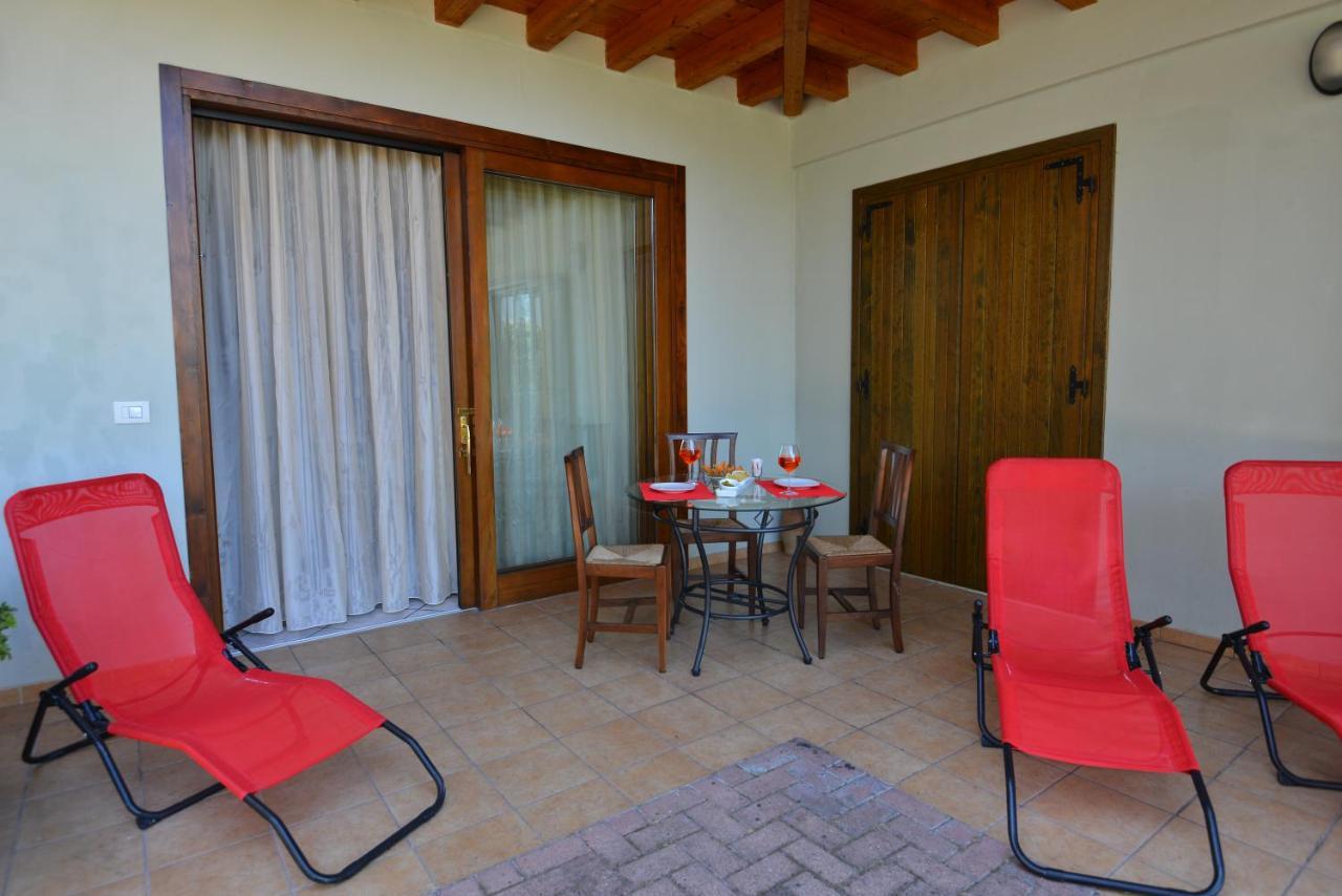 Antiche Mura Casa Vacanze Puegnago sul Garda Exterior foto