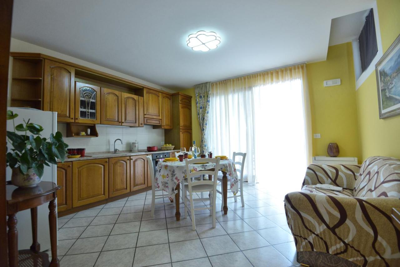 Antiche Mura Casa Vacanze Puegnago sul Garda Exterior foto