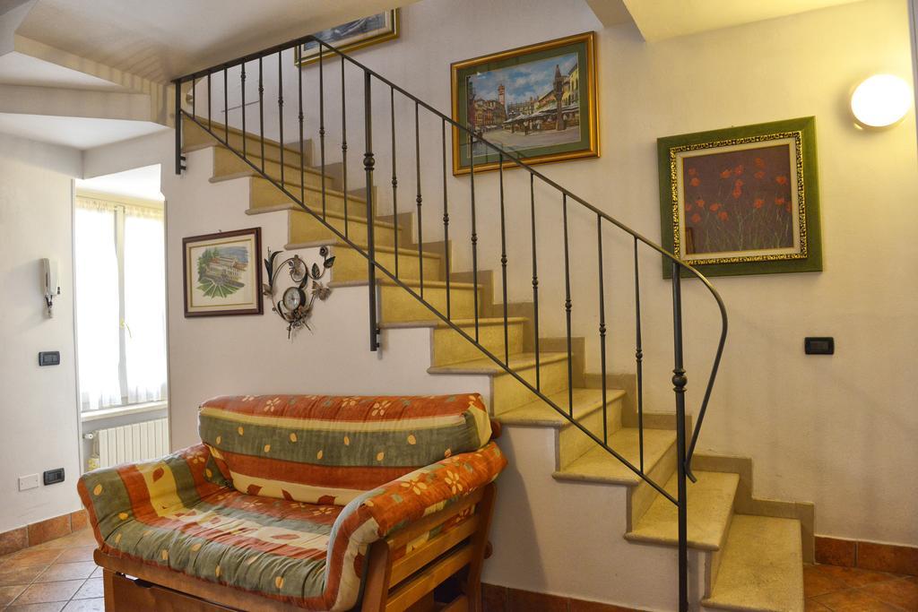 Antiche Mura Casa Vacanze Puegnago sul Garda Exterior foto